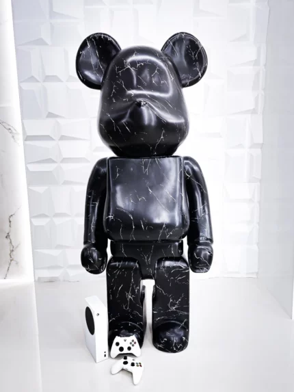 giant-bear-statue-black-stone